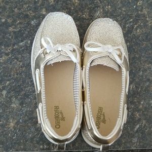 Girls Oshkosh deck shoes